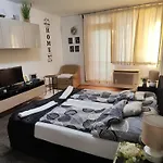 Heni