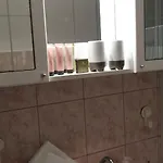 Heni