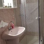 Apartment Heni *