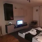 Heni Daire Kanije