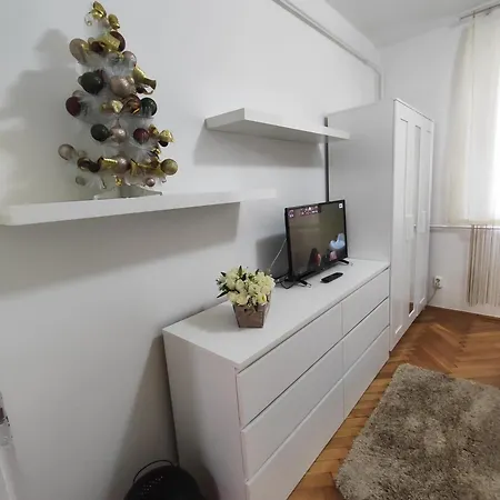 Apartment Heni