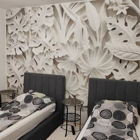 Apartment Heni