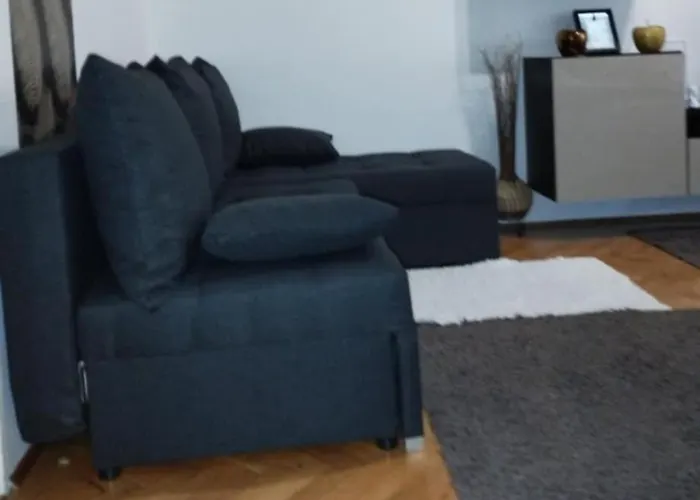 Heni Apartmán